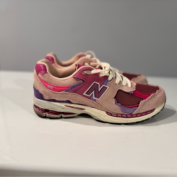 New Balance 2002R - Picture 4 of 5